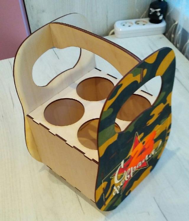 Макет Деревянный пивной бокс с персонализированным дизайном для лазерной резки