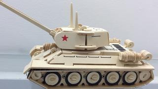 Интересный макет Макет деревянного танка для лазерной резки
