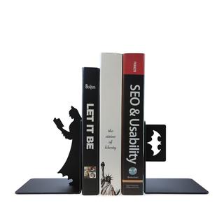 Интересный макет Макет для лазерной резки книжного упора в виде супергероя Бэтмена