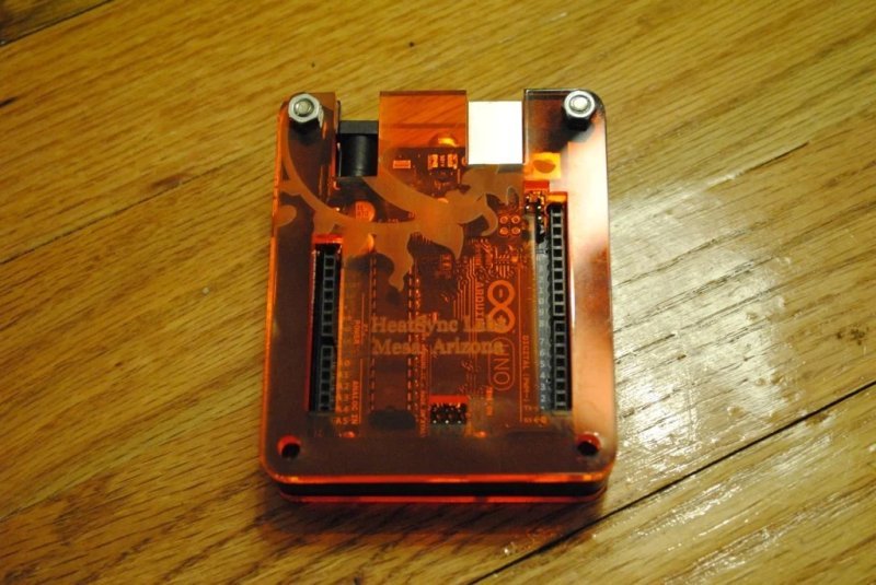 Макет Макет для лазерной резки стильного корпуса для Arduino