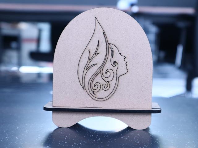 Макет Настольный декор для лазерной резки в виде подставки для салфеток — изображение 1