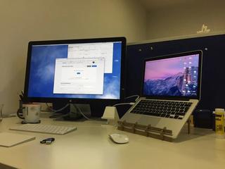 Интересный макет Подставка для MacBook Pro для лазерной резки файл DXF