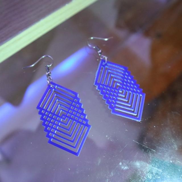 Макет Простой геометрический макет для лазерной резки серёг формат dxf — изображение 1