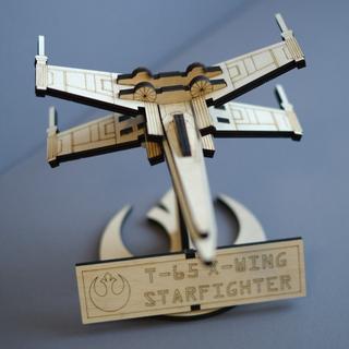 Интересный макет Чертёж для лазерной резки истребитель X-wing из Звёздных войн
