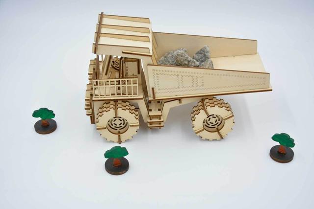 Макет Чертёж для лазерной резки карьерного самосвала — изображение 1