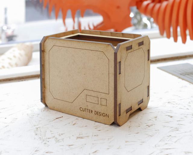 Макет Чертёж для лазерной резки миниатюрного 3D-принтера Makerbot — изображение 1