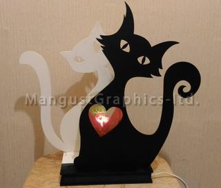 Интересный макет Эскиз силуэта кошки Love для лазерной резки