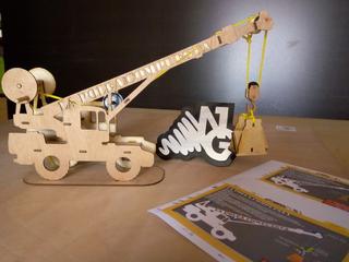 Интересный макет 3D-пазл Кран для лазерной резки
