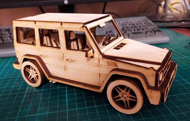 Макет 3D-пазл в виде джипа для лазерной резки с инструкцией по сборке файл dxf — изображение 1